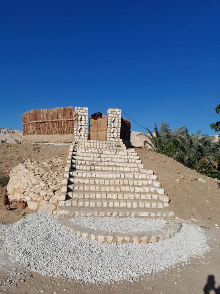 Beir El Gabal Hotel Qasr Dakhl Exteriör bild