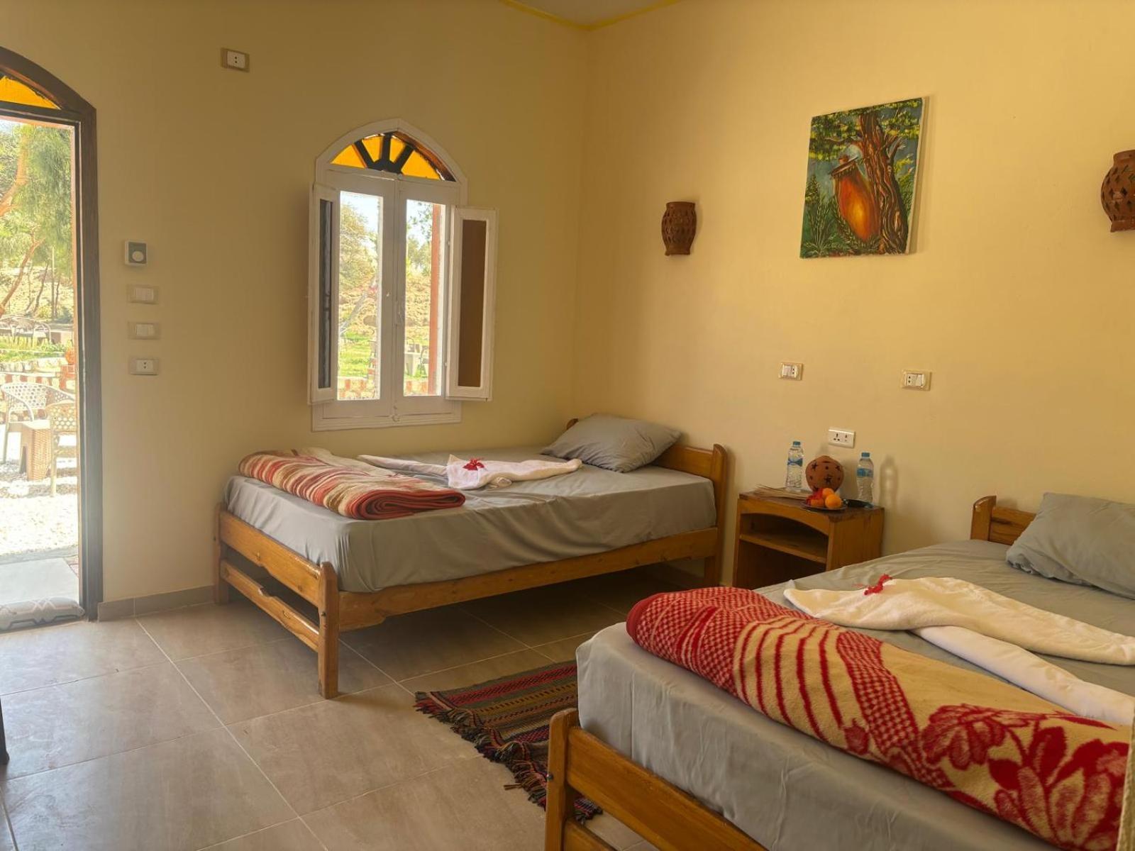 Beir El Gabal Hotel Qasr Dakhl Exteriör bild