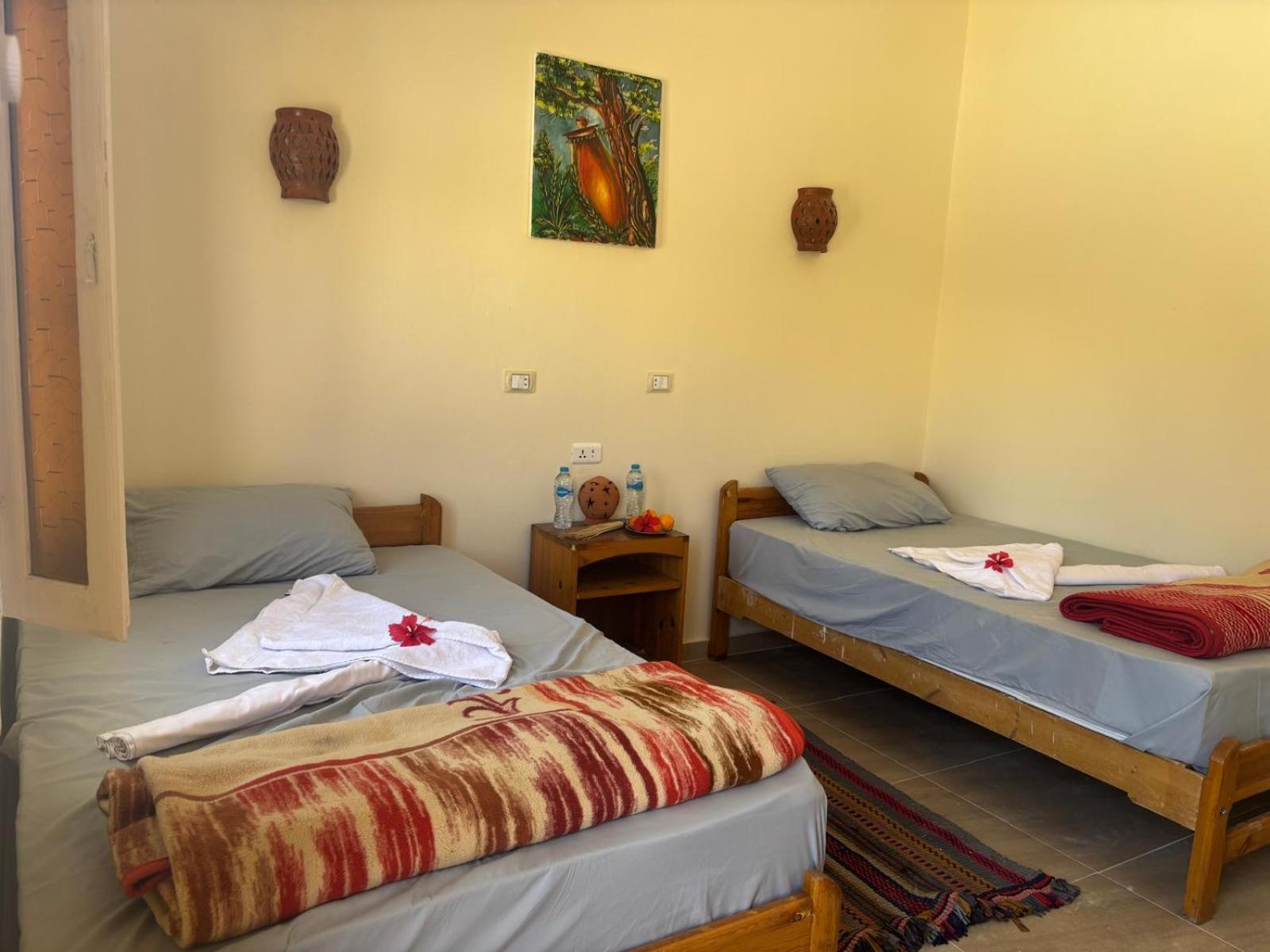 Beir El Gabal Hotel Qasr Dakhl Exteriör bild